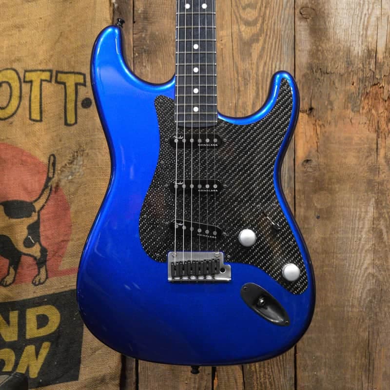 Fender Custom Shop Lexus LC Stratocaster