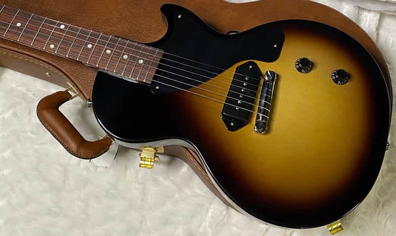 NEW ! Gibson Les Paul Junior - Vintage Sunburst - Authorized Dealer - 7 lbs - G07095