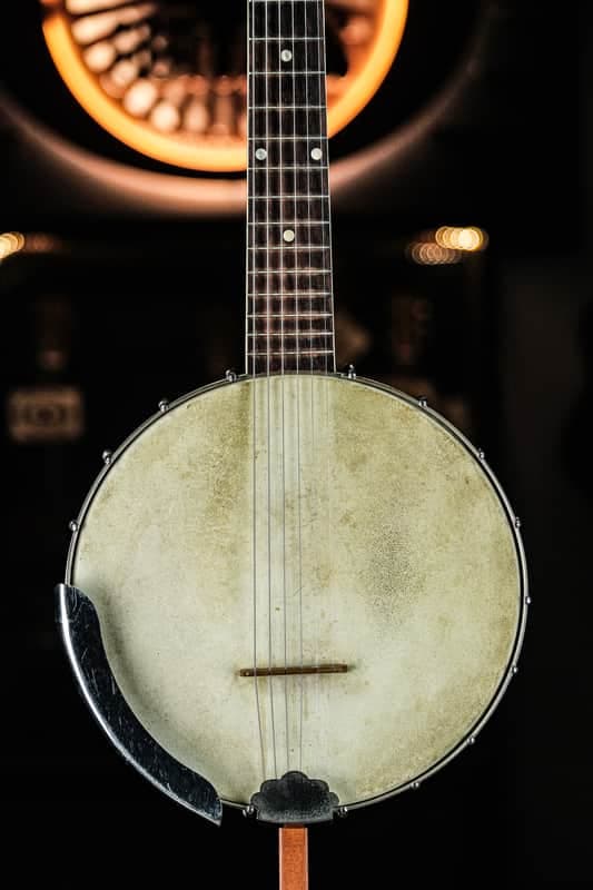 1931 Levin Model G75 Guitar Banjo