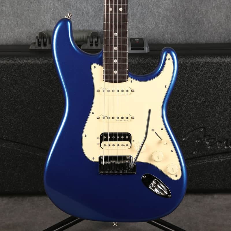 Fender American Ultra Stratocaster HSS - Cobalt Blue - 2nd Hand