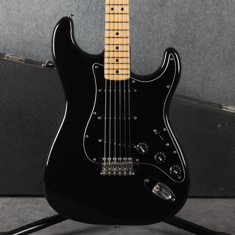 Fender Stratocaster - 1981 - Modified - Black - 2nd Hand