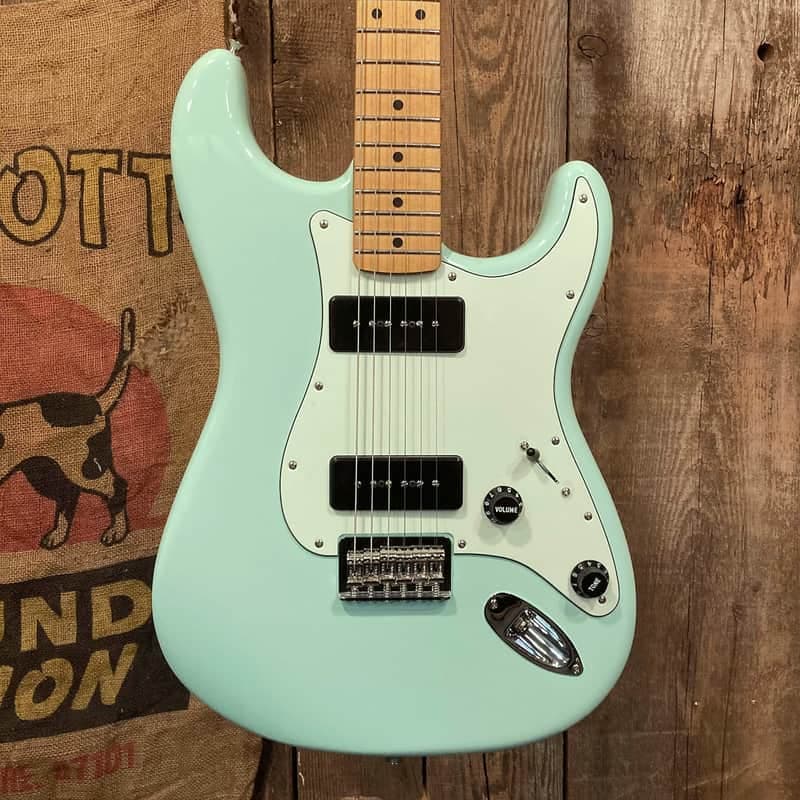 Fender Noventa Stratocaster 2021 - Surf Green
