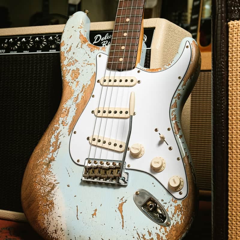 Fender Custom Shop 1961 Stratocaster Super Heavy Relic Super Faded Sonic Blue #R142078