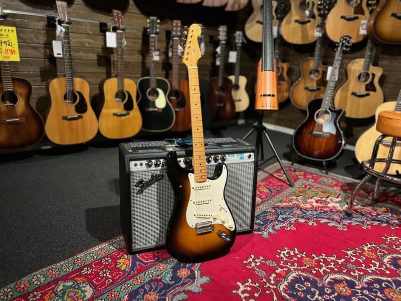 Fender Stratocaster 2005 - Sunburst