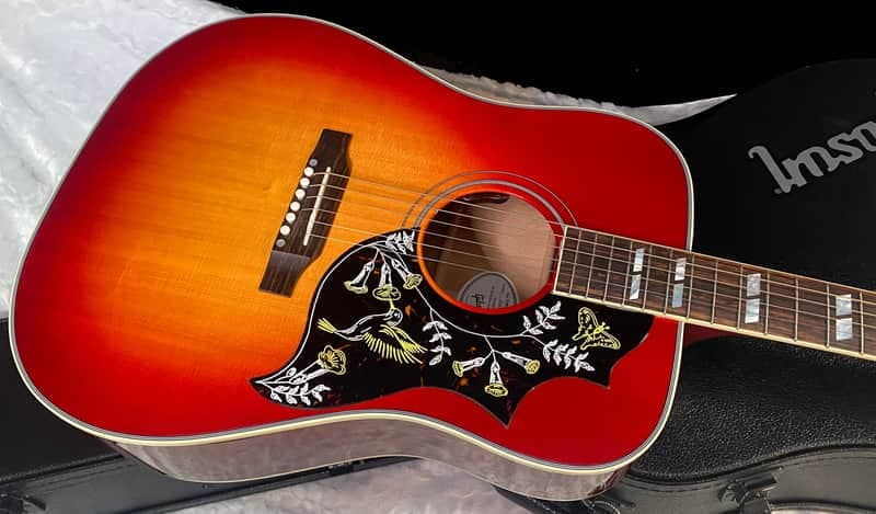 NEW! Gibson Hummingbird Standard Vintage Cherry Sunburst - Authorized Dealer - 4.4 lbs - G07205