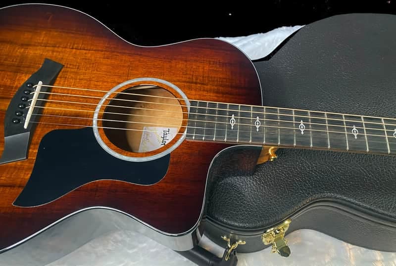 NEW! Taylor 224ce-K DLX Grand Auditorium Acoustic-Electric Guitar - Tobacco - 4.65lbs - Authorized Dealer - G06232