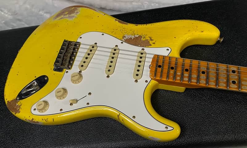 NEW! Fender Custom Shop Special Run '69 Stratocaster Heavy Relic - Handwound P/U's - Aged Graffiti Yellow - Reverse Headstock - 7.7lbs - Authorized Dealer - One OFF! SUPER RARE! G06753