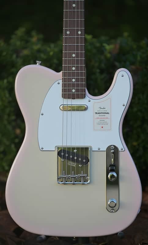 Fender Made In Japan Traditional II 60's Telecaster, Rosewood Fingerboard - Stardust Pink