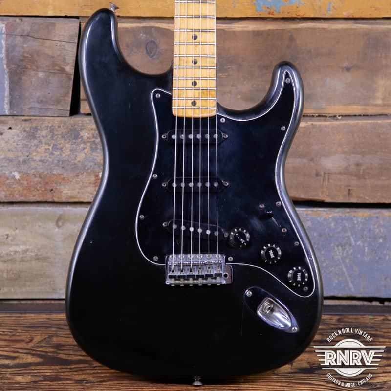 Fender Stratocaster with Maple Fretboard 1979 - Black