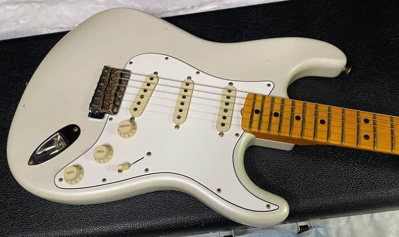 NEW! Fender Custom Shop Special Run '69 Stratocaster Journeyman Relic - Handwound P/U's - Aged Frost White Pearl - Reverse Headstock - 8lbs - Authorized Dealer - SUPER RARE! G07472