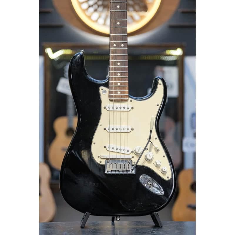 2006 Fender VG Stratocaster black