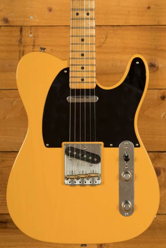 Fender 75th Anniversary Vintera II Road Worn 1951 Telecaster - Maple - Butterscotch Blonde