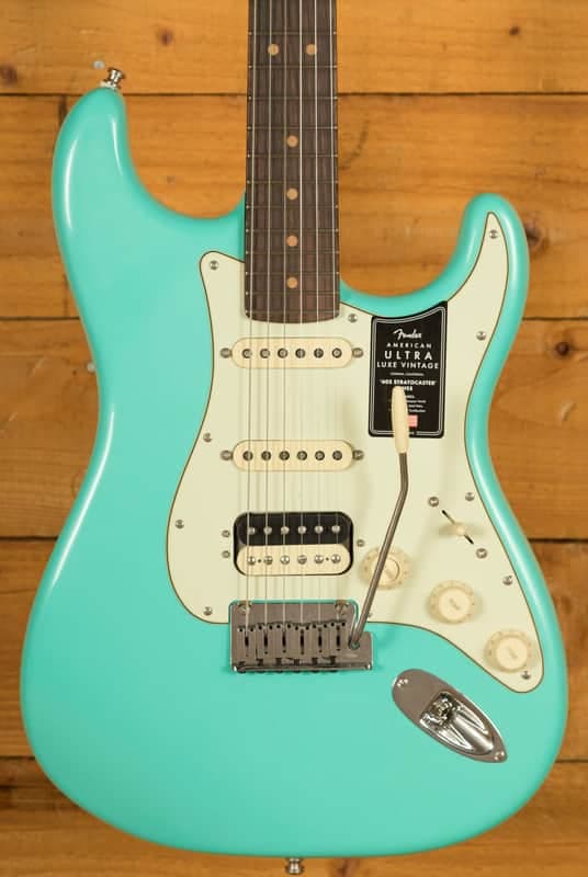 Fender American Ultra Luxe Vintage '60s Stratocaster HSS - Rosewood - Sea Foam Green