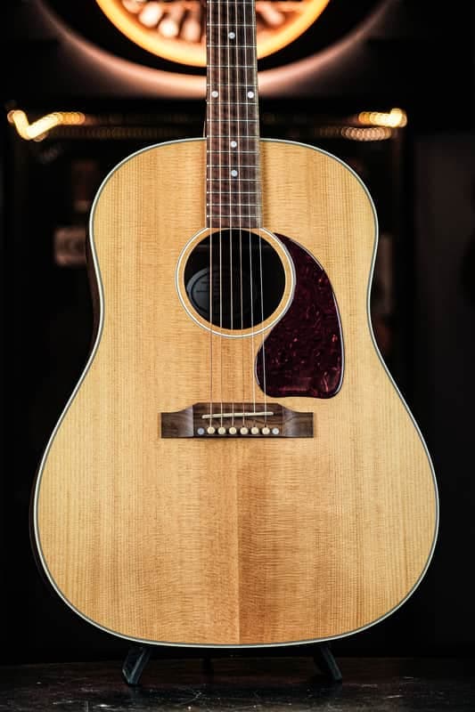 2018 Gibson J-45 Studio natural