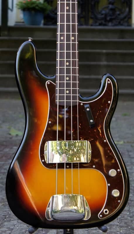 Fender James Jamerson 1962 Precision Bass - 3-Tone Sunburst (Pre-Order)