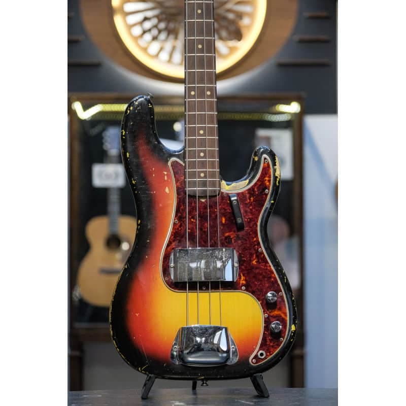 1964 Fender Precision Bass sunburst