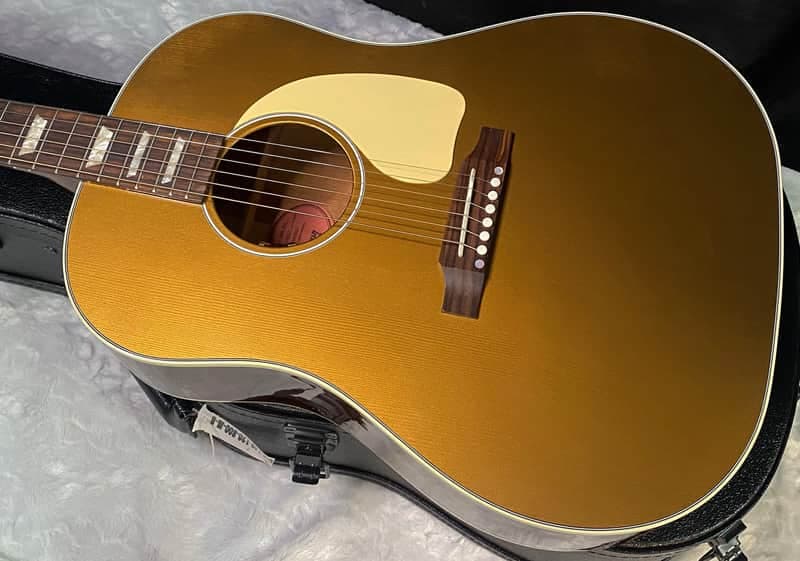 NEW! Gibson Acoustic J-45 Gold Top Acoustic-Electric Guitar - Gold Top - Custom Shop - Limited Edition - 4.35lbs - Authorized Dealer - G07816