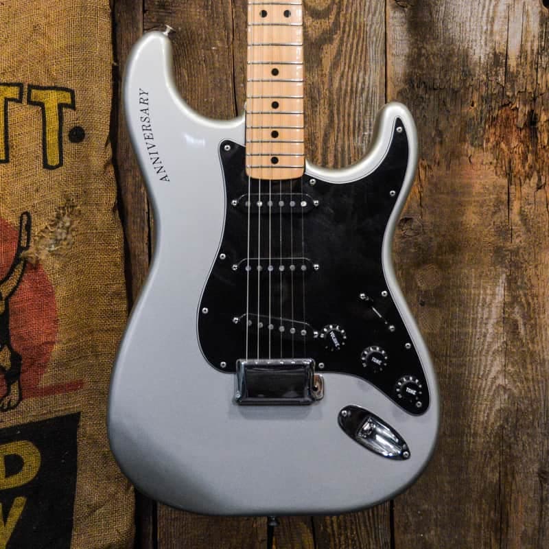 Fender 25th Anniversary Stratocaster 1979 - Silver Metallic