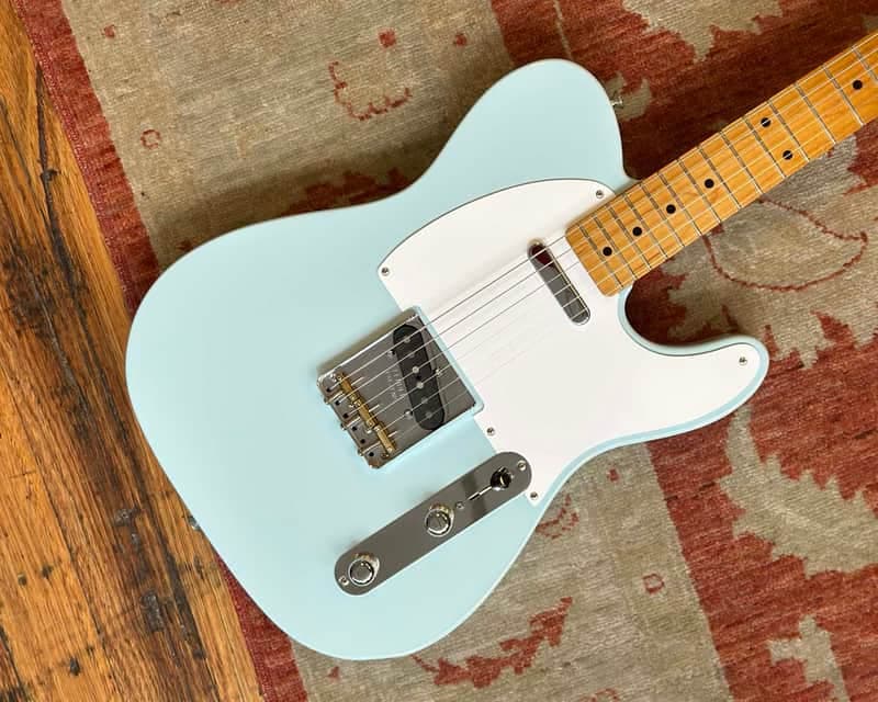 Fender Vintera '50s Telecaster Maple Sonic Blue