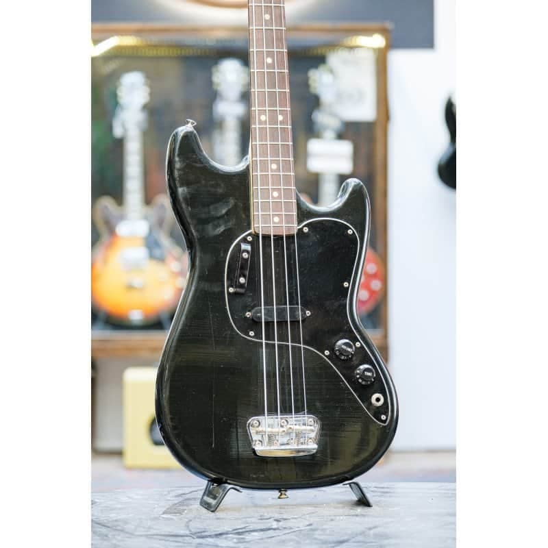 1979 Fender Musicmaster Bass black