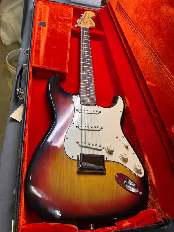 Fender Stratocaster Hardtail 1975 - Sunburst #668421