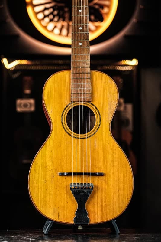 1934 Levin Model 272 natural