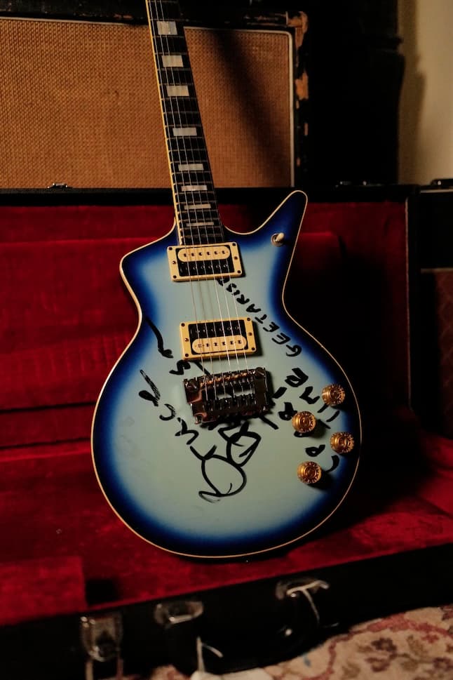 Dean Cadillac Ex Iron Maiden