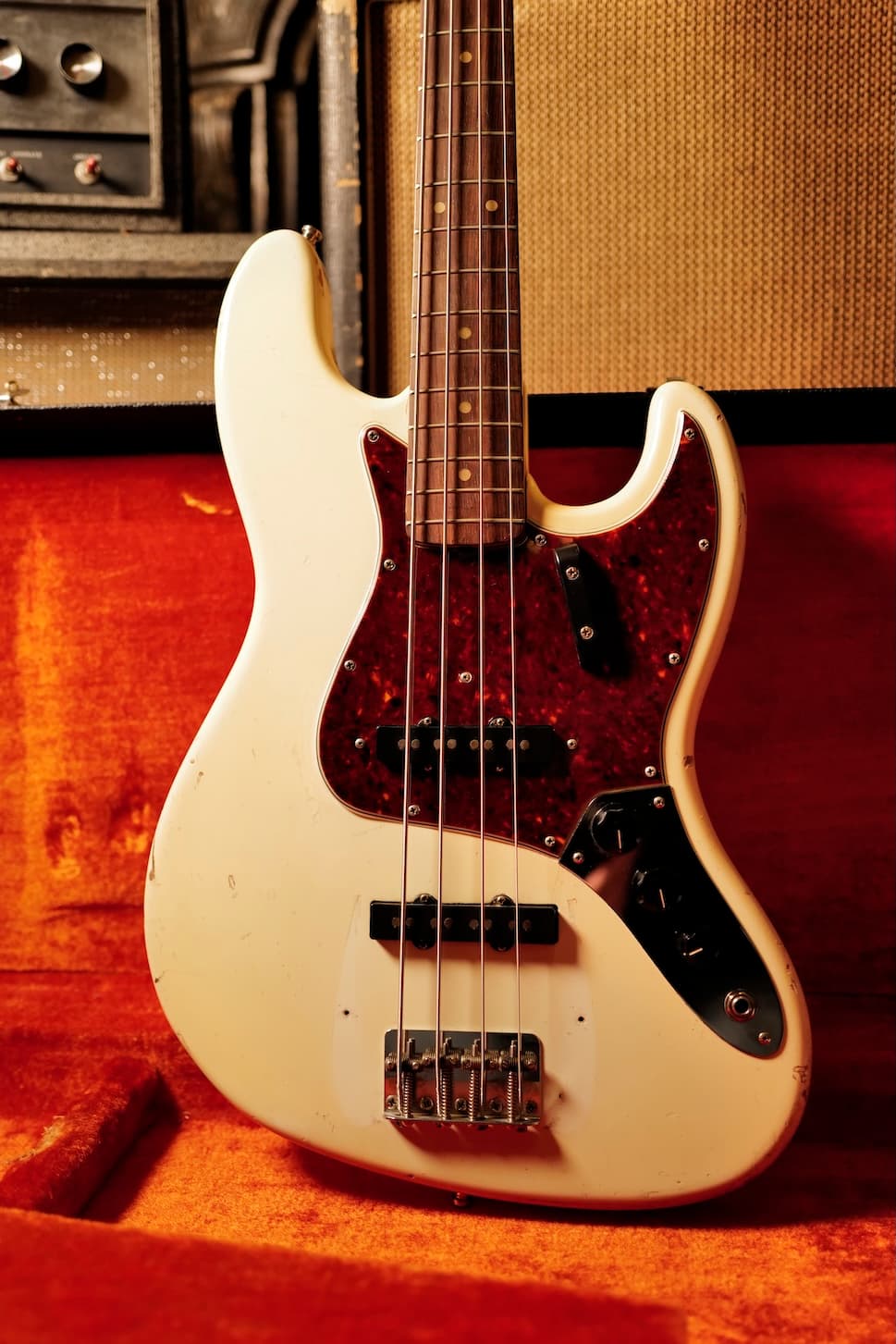 Fender Jazz Bass 1964 Olympic White Ex Adam Clayton (U2)